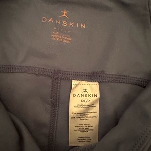 Danskin blue 7/8 length leggings